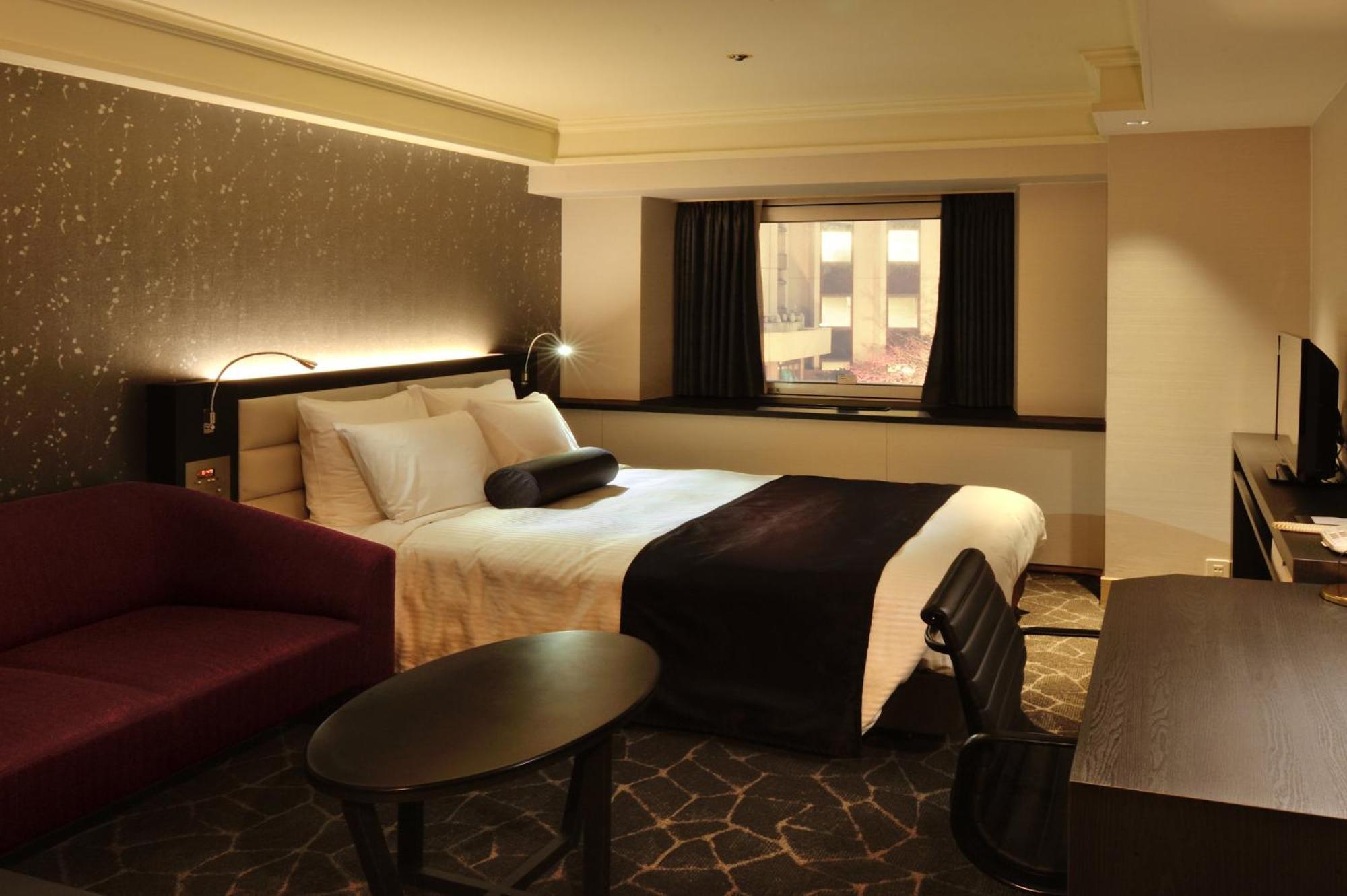 Ana Crowne Plaza Matsuyama By Ihg Hotell Exteriör bild