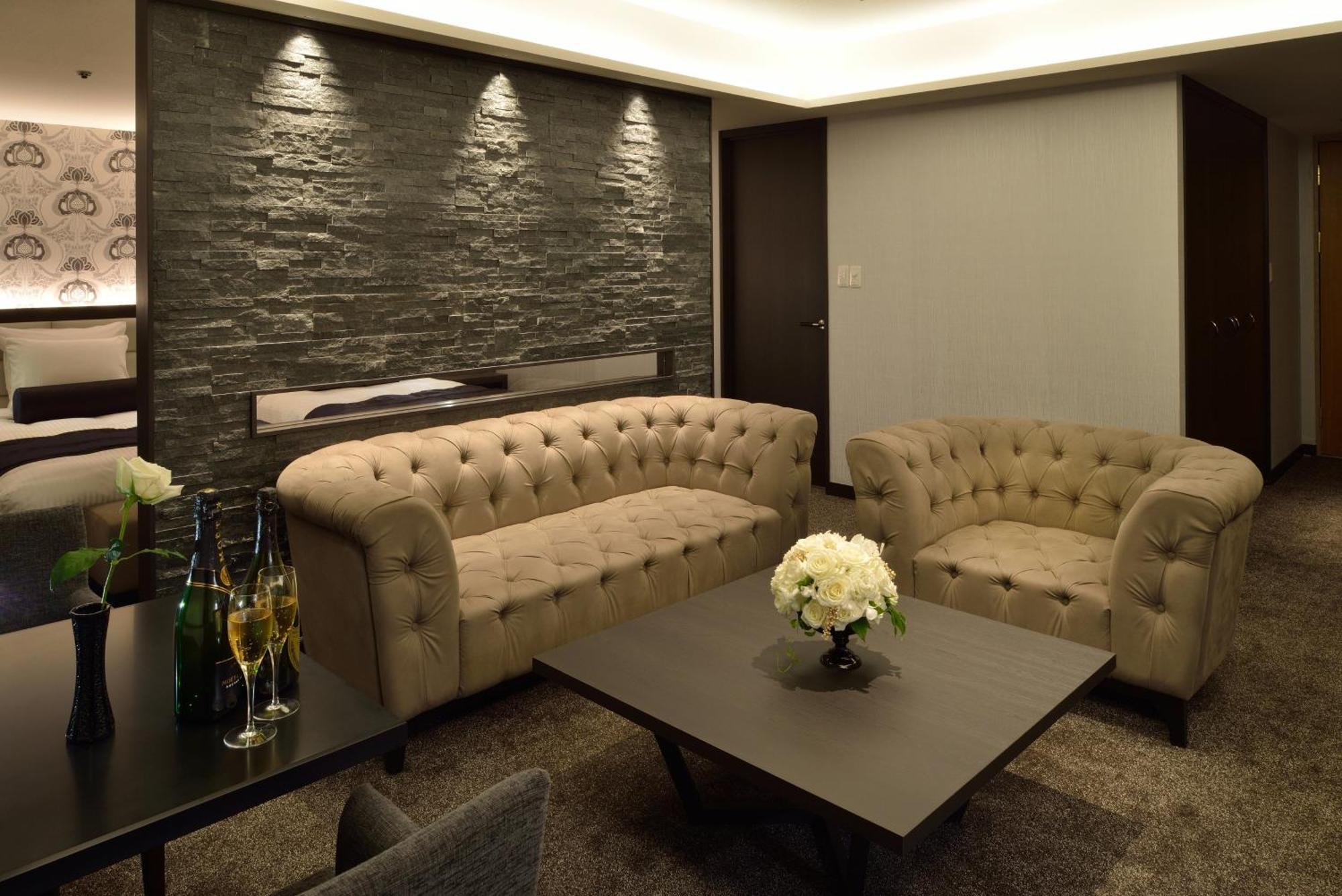 Ana Crowne Plaza Matsuyama By Ihg Hotell Exteriör bild
